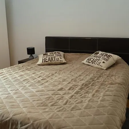 Apartament Theo