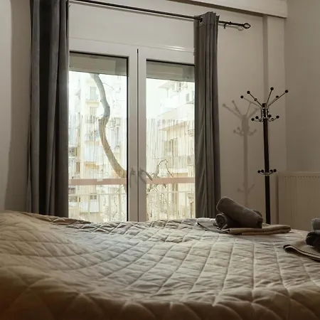 Apartament Theo *